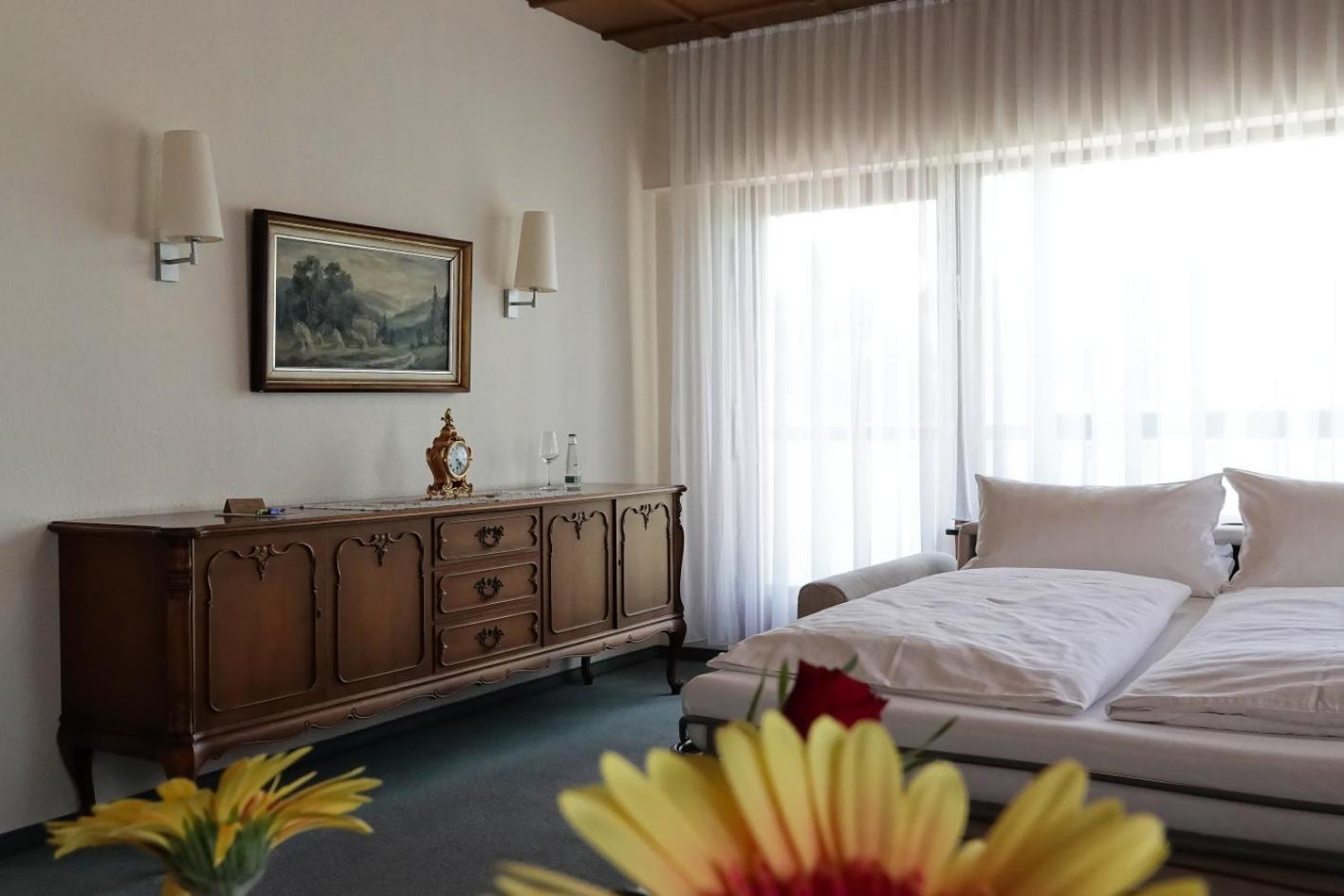 Hotel-Restaurant Zum Kirschbaum Rottendorf Extérieur photo
